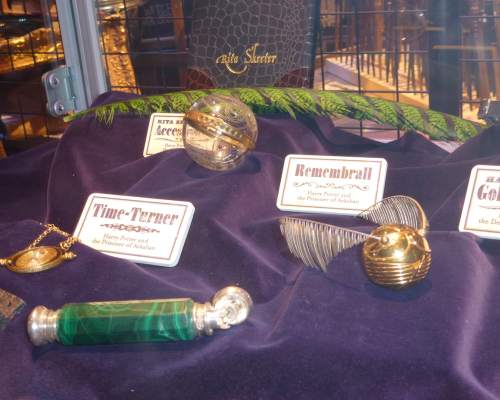 Auch die kleinsten Gegenstände aus den Harry Potter Filmen sind in den WB Studios vertreten